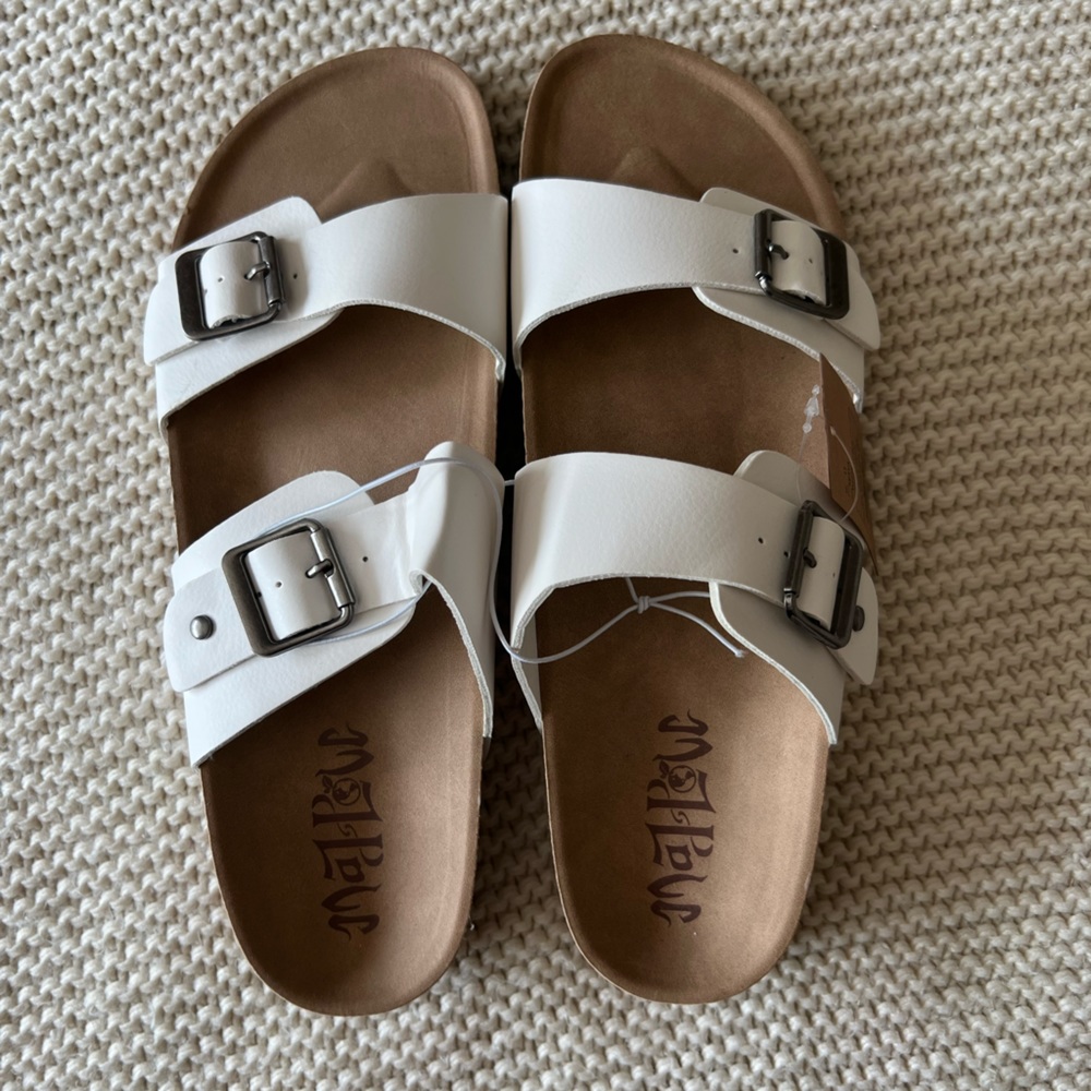 Women’s slip on sandals, size 11